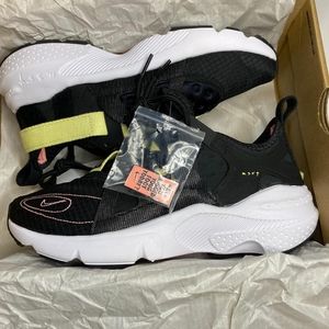 New Unisex Nike Air Huarache Type Black Yellow Pink Tint Zinnia BQ5102 Sneakers